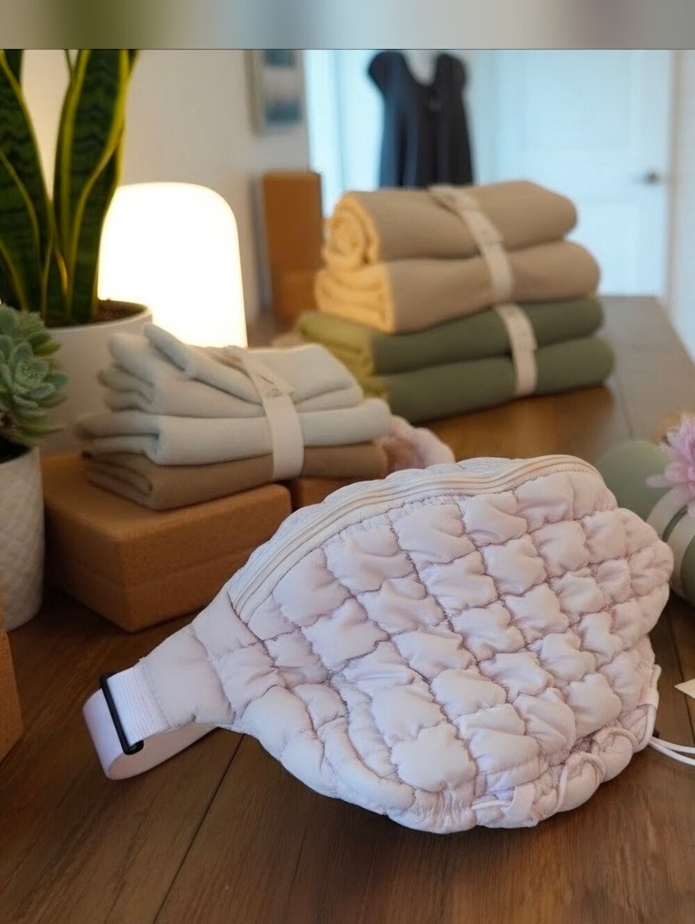 Source Unknown Pink Quilted Crossbody Sling Bag